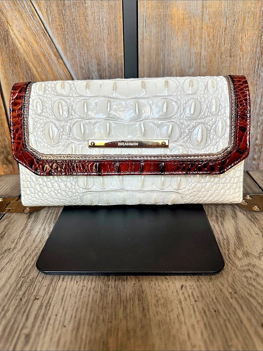Brahmin Ady Wallet Crocodile-Embossed White & Brown